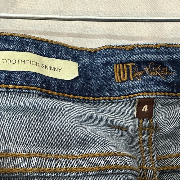Kut from the Kloth‎ Toothpick Skinny Jean.  Women’s size 4. - Picture 7 of 11